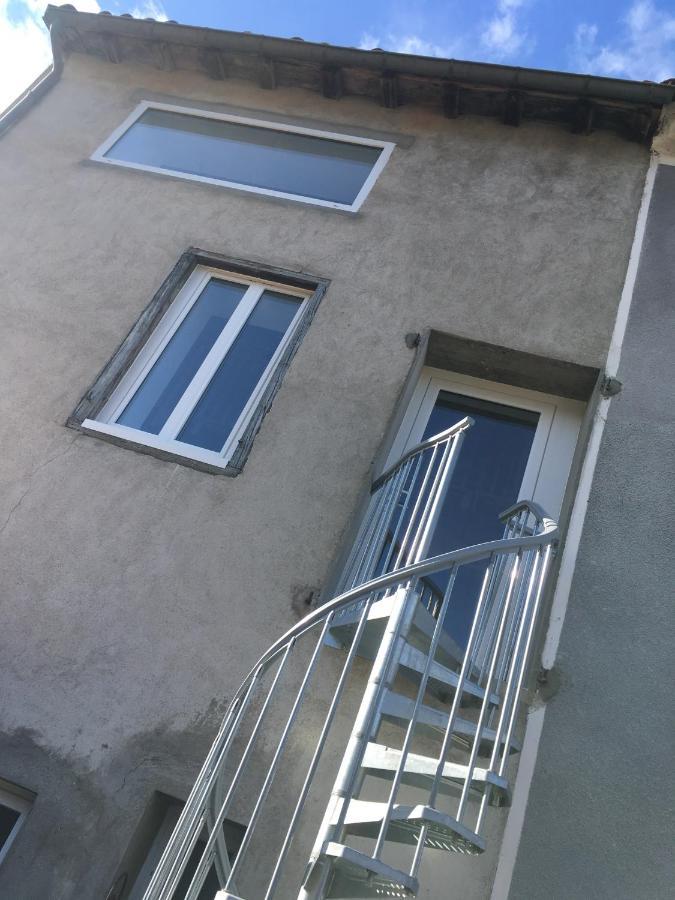 Séjour chez l'habitant Homestay Fougax-et-Barrineuf Exterior foto